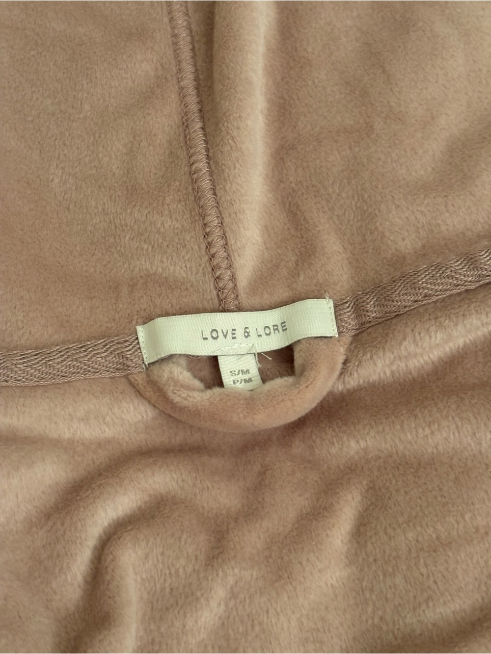 Women's Cozy Pink Robe - Picture 3 of 5